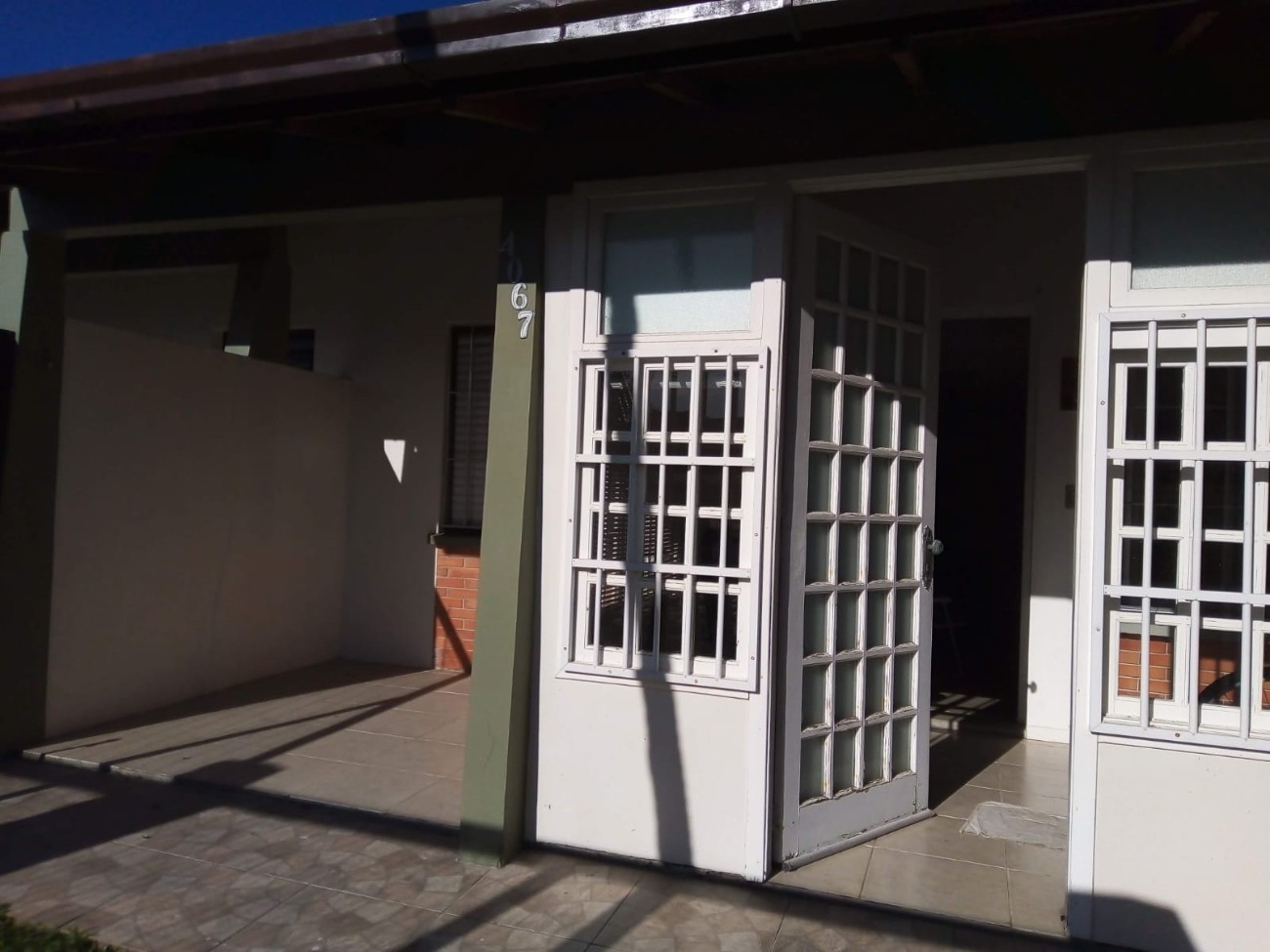 Sobrado em cond fechado 1 dormitório à venda no bairro Capão Novo em Capão Da Canoa - imovel 1122