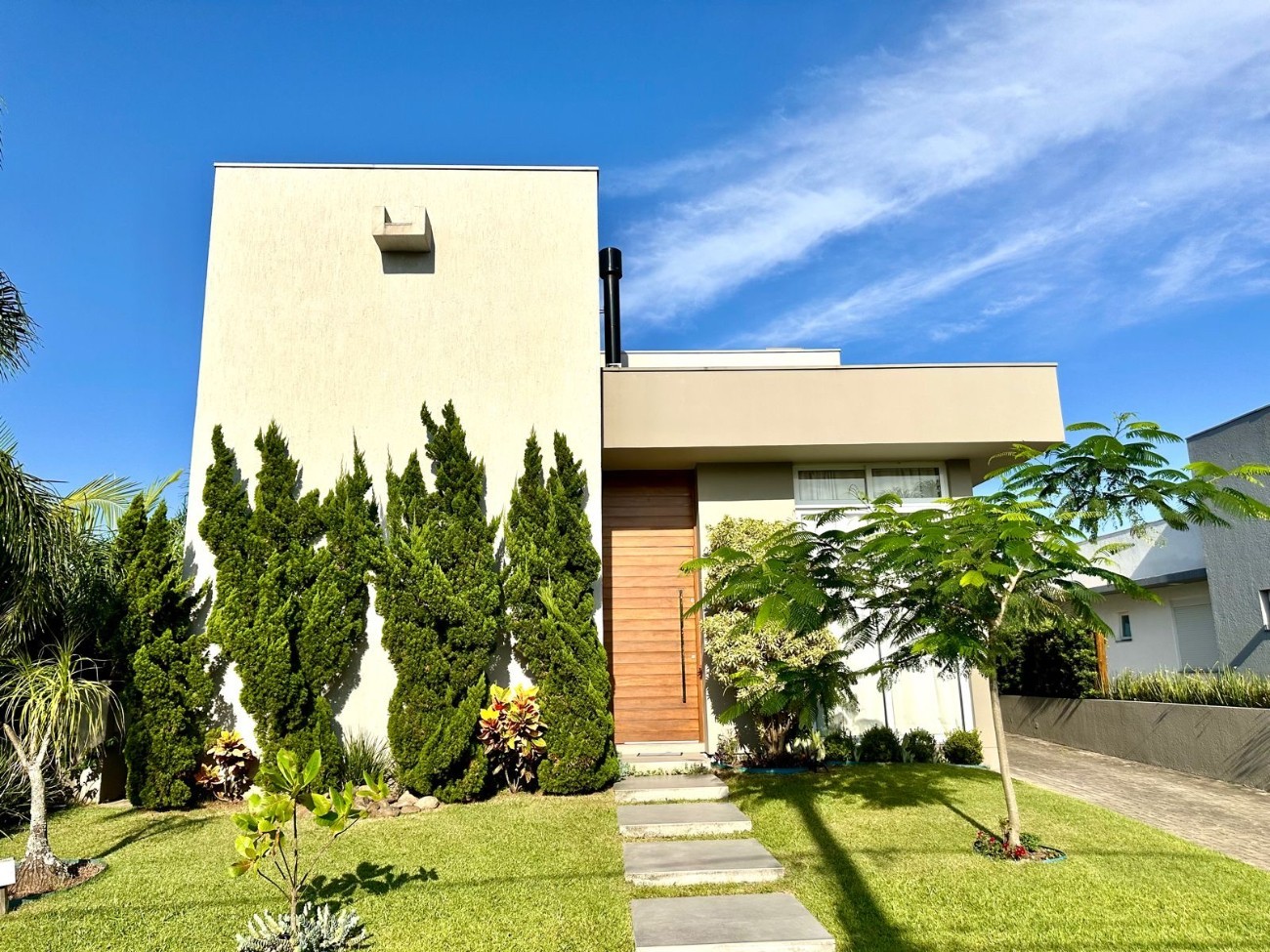 Casa em condomínio 5 dormitórios à venda no bairro Arco Iris em Capão Da Canoa - imovel 1197