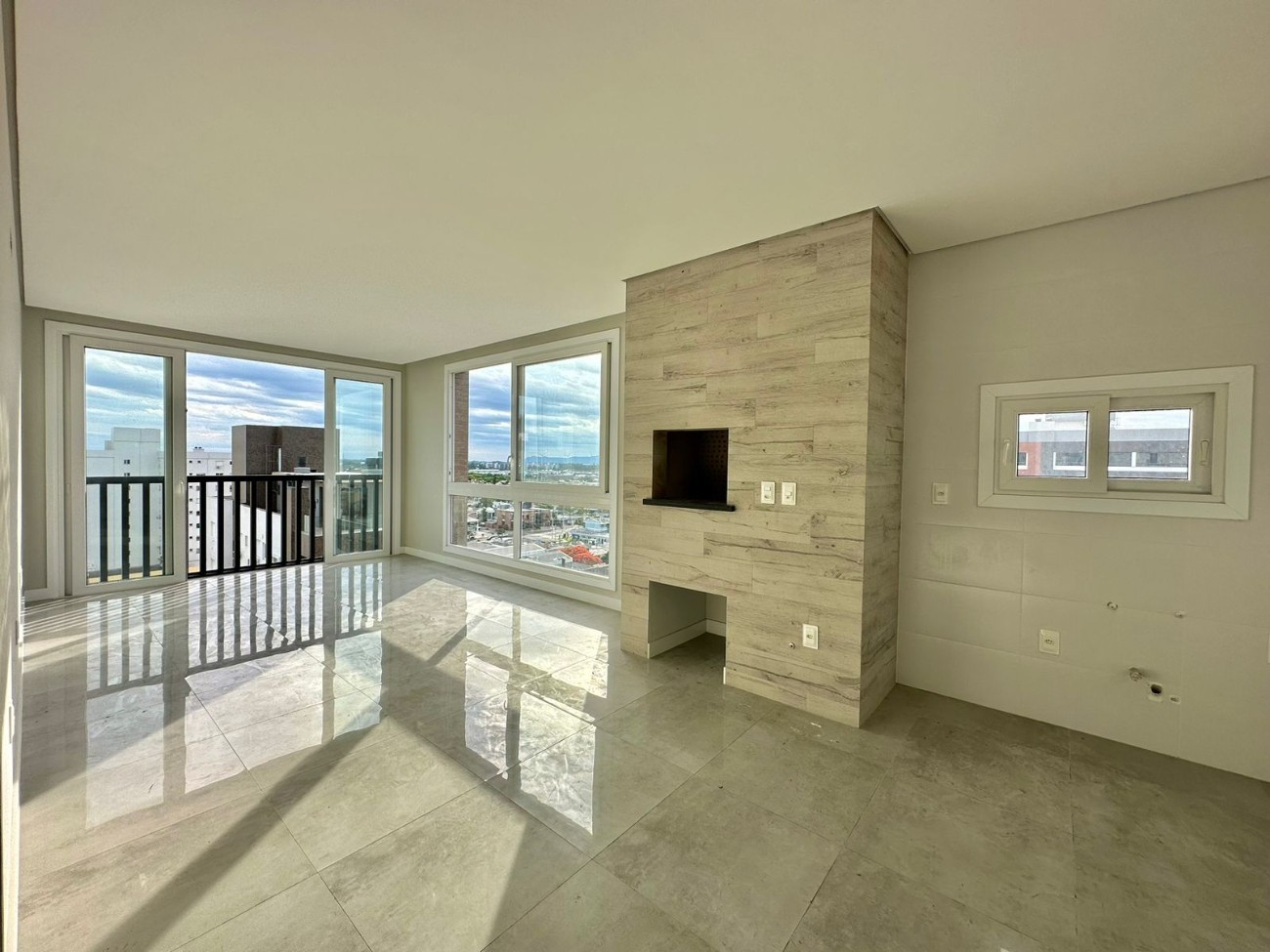 Imagem do imóvel Apartamento 3 dormitórios à venda, Navegantes em Capão Da Canoa referência 140