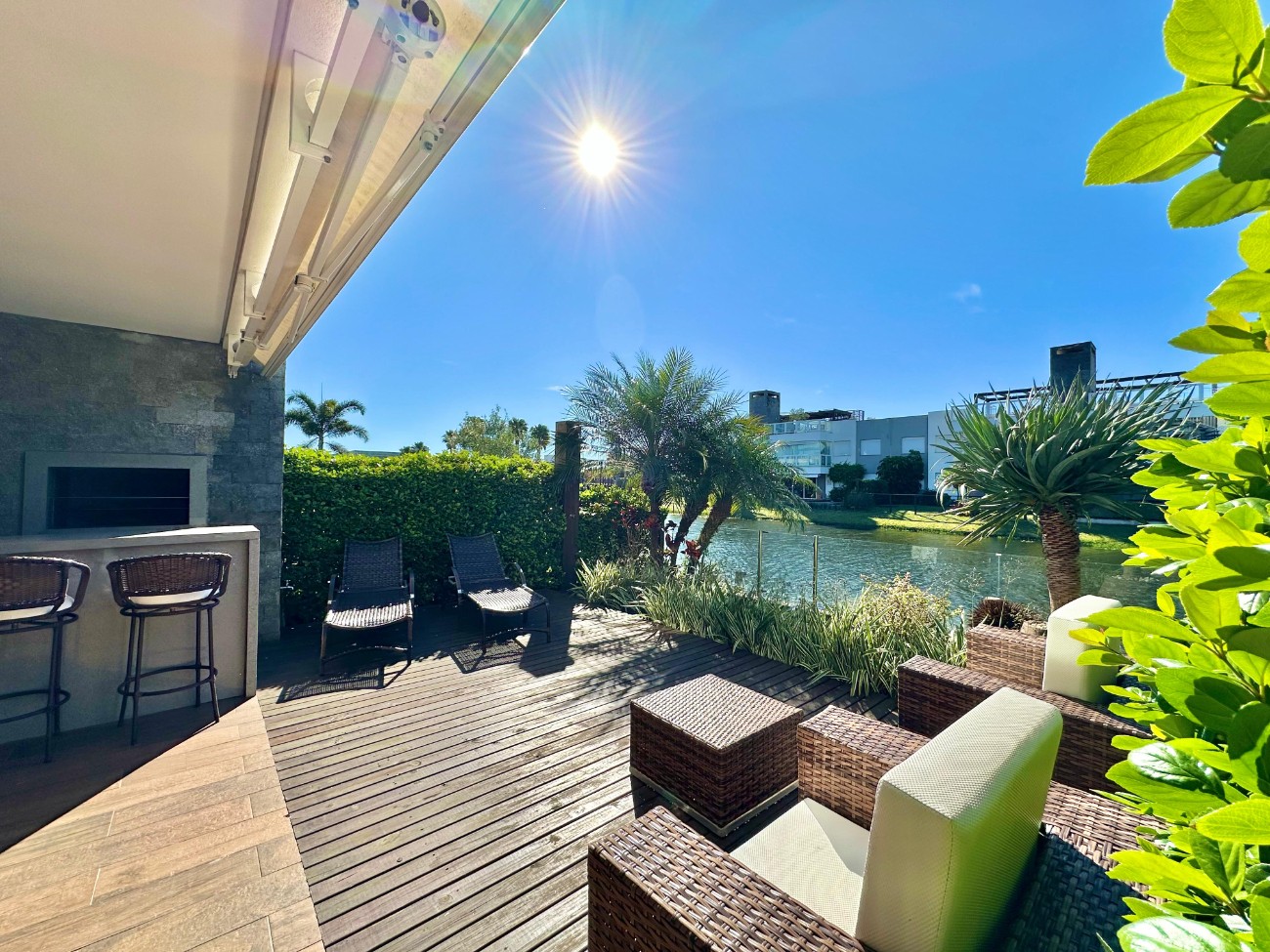 Imagem do imóvel Casa em condomínio 2 dormitórios à venda, Atlantida em Xangri-lá referência 149