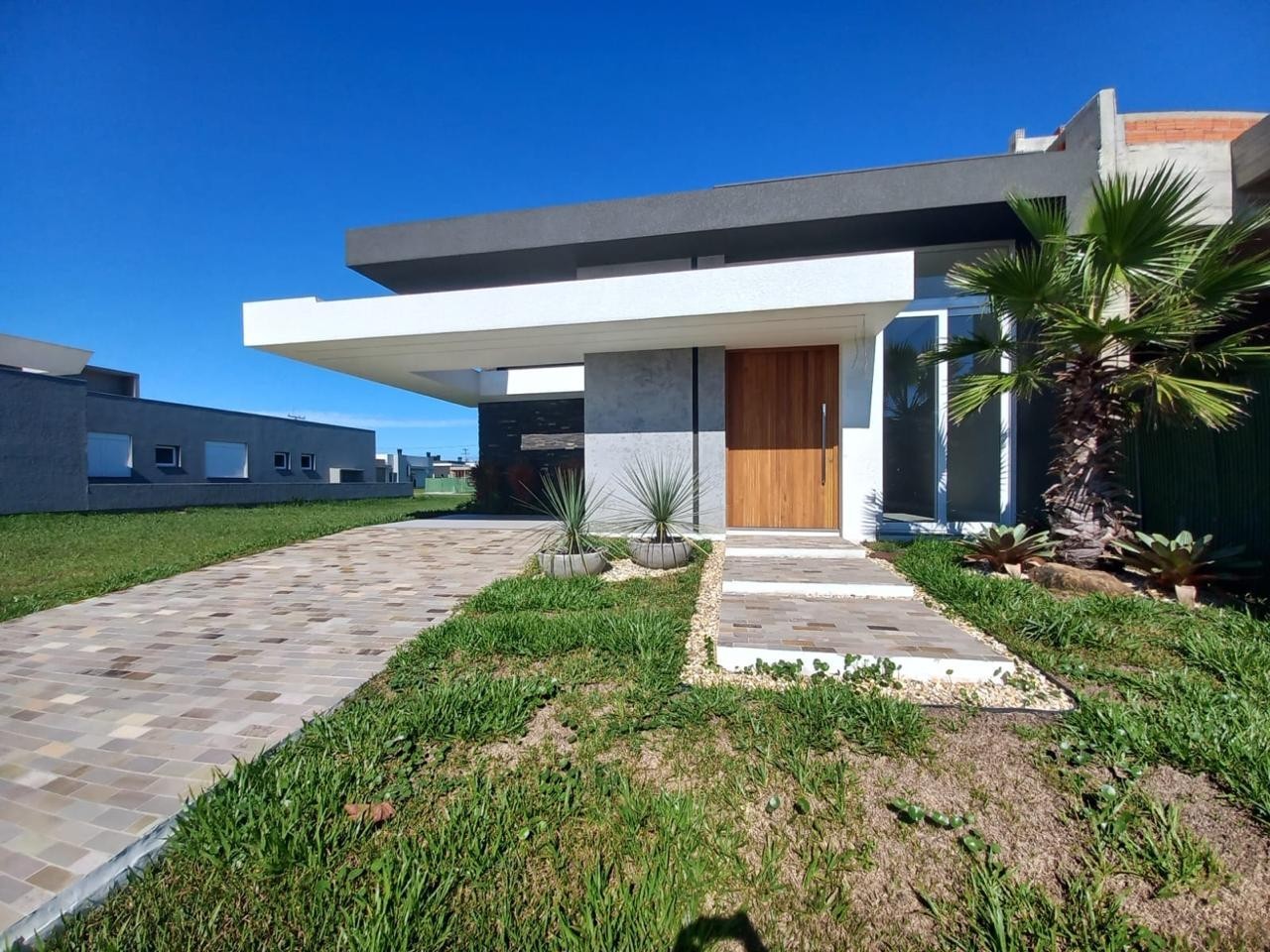 Imagem do imóvel Casa em condomínio 3 dormitórios à venda, Terrasul Condomínio em Capão Da Canoa referência 198