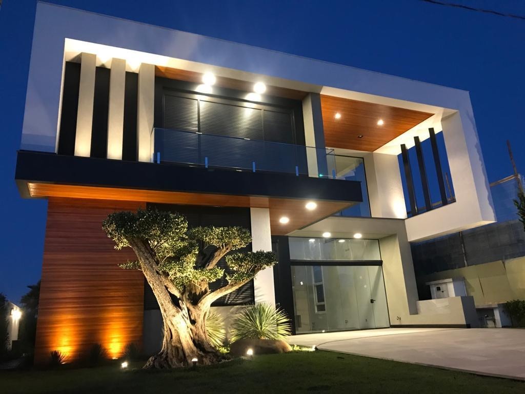 Imagem do imóvel Casa em condomínio 5 dormitórios à venda, Centro em Xangri-lá referência 231