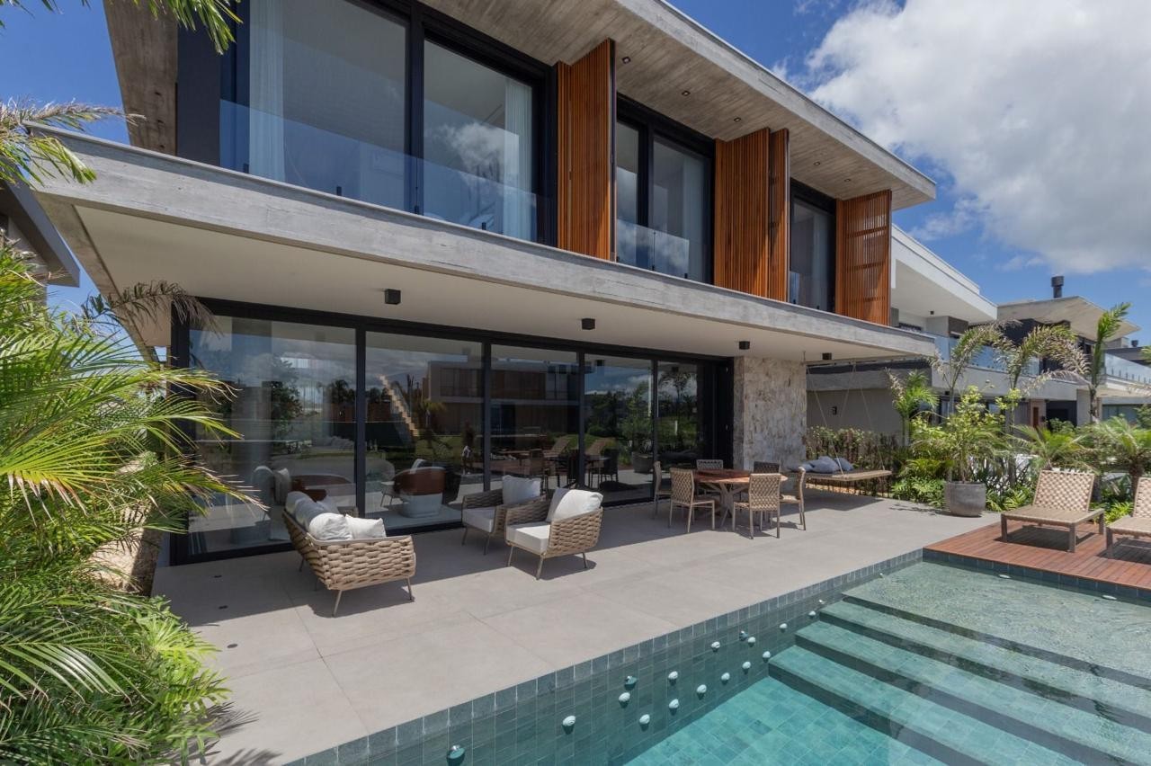 Imagem do imóvel Casa em condomínio 6 dormitórios à venda, Centro em Xangri-lá referência 235