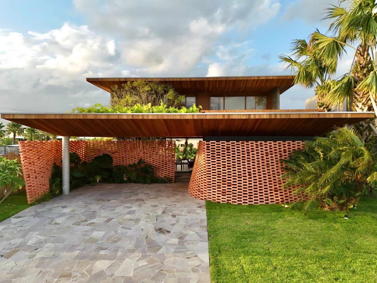 Imagem do imóvel Casa em condomínio 5 dormitórios à venda, Marina em Xangri-lá referência 260