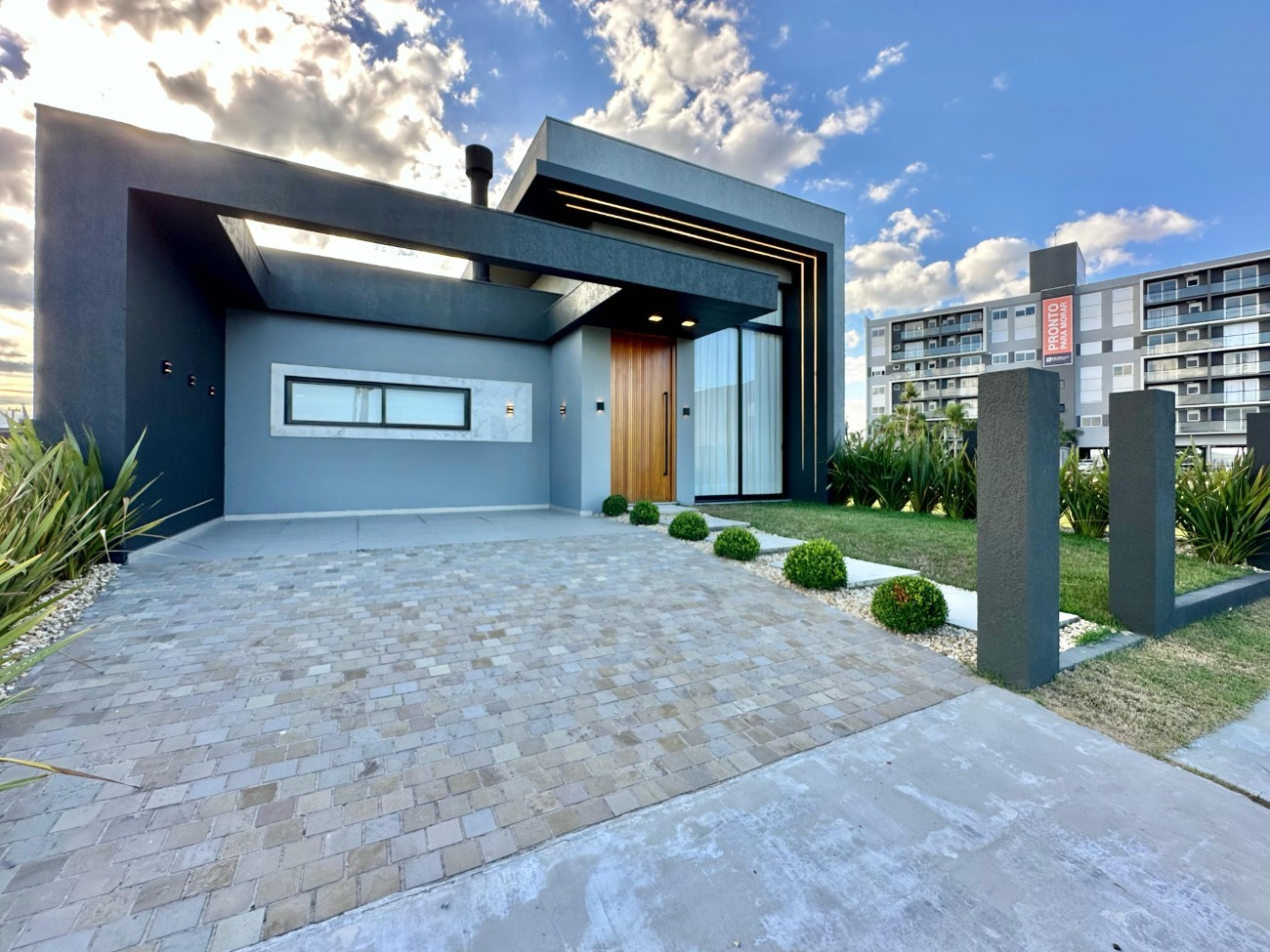 Imagem do imóvel Casa em condomínio 3 dormitórios à venda, Centro em Xangri-lá referência 265