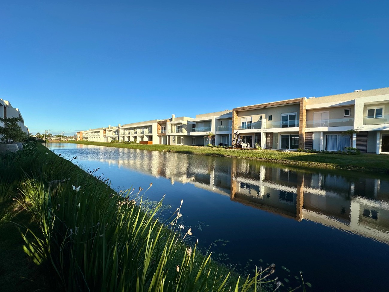 Imagem do imóvel Casa em condomínio 3 dormitórios à venda, Murano em Capão Da Canoa referência 564