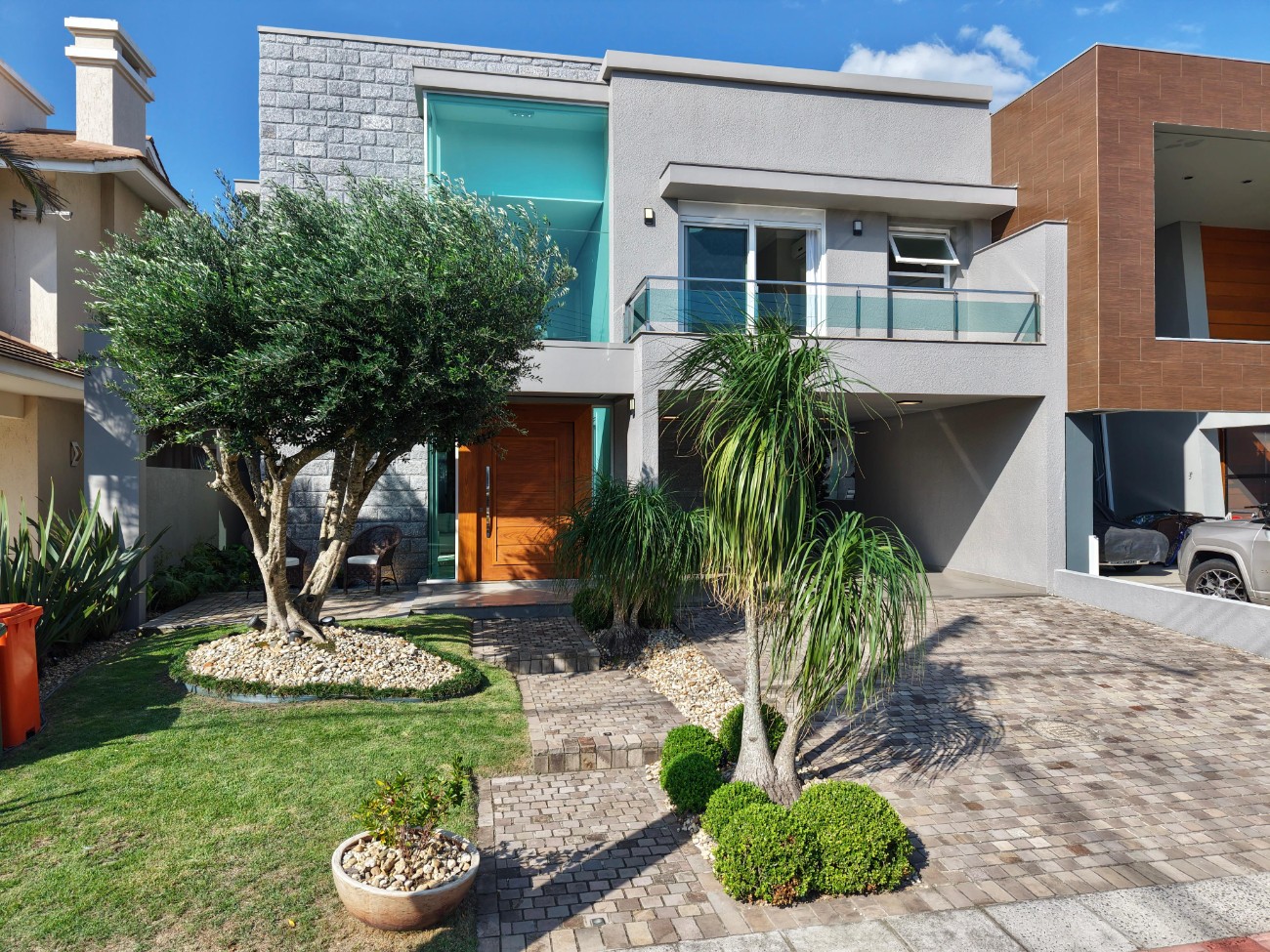 Imagem do imóvel Casa em condomínio 4 dormitórios à venda, Zona Nova em Capão Da Canoa referência 581