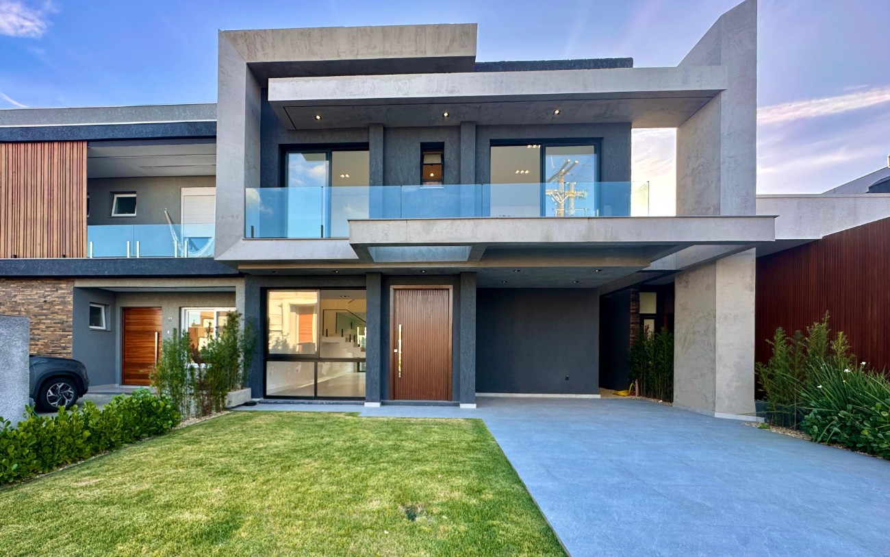 Imagem do imóvel Casa em condomínio 5 dormitórios à venda, Centro em Xangri-lá referência 606