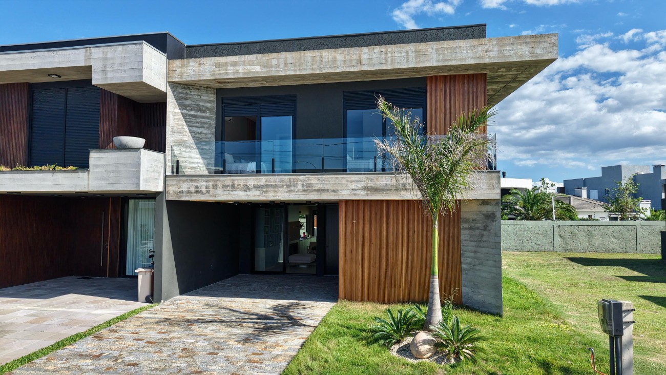 Imagem do imóvel Casa em condomínio 5 dormitórios à venda, Remanso em Xangri-lá referência 614