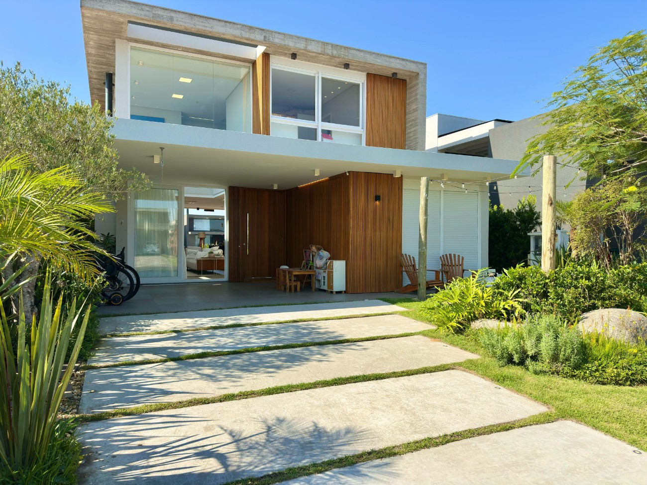 Imagem do imóvel Casa em condomínio 4 dormitórios à venda, Rainha Do Mar em Xangri-lá referência 621