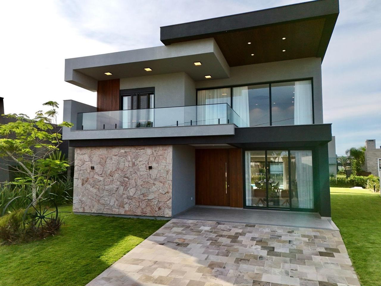 Imagem do imóvel Casa em condomínio 5 dormitórios à venda, Marina em Xangri-lá referência 633