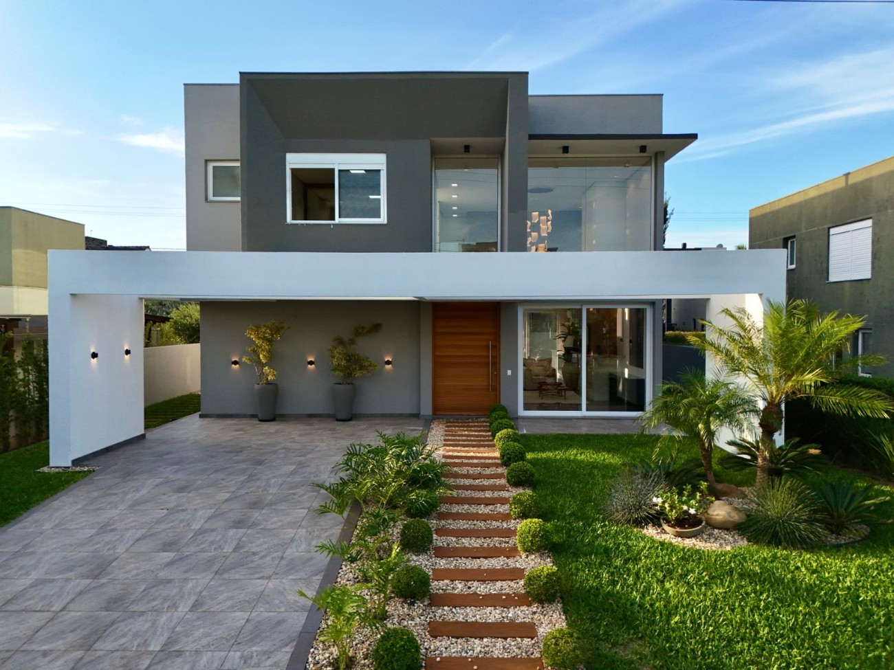 Imagem do imóvel Casa em condomínio 4 dormitórios à venda, Centro em Xangri-lá referência 634