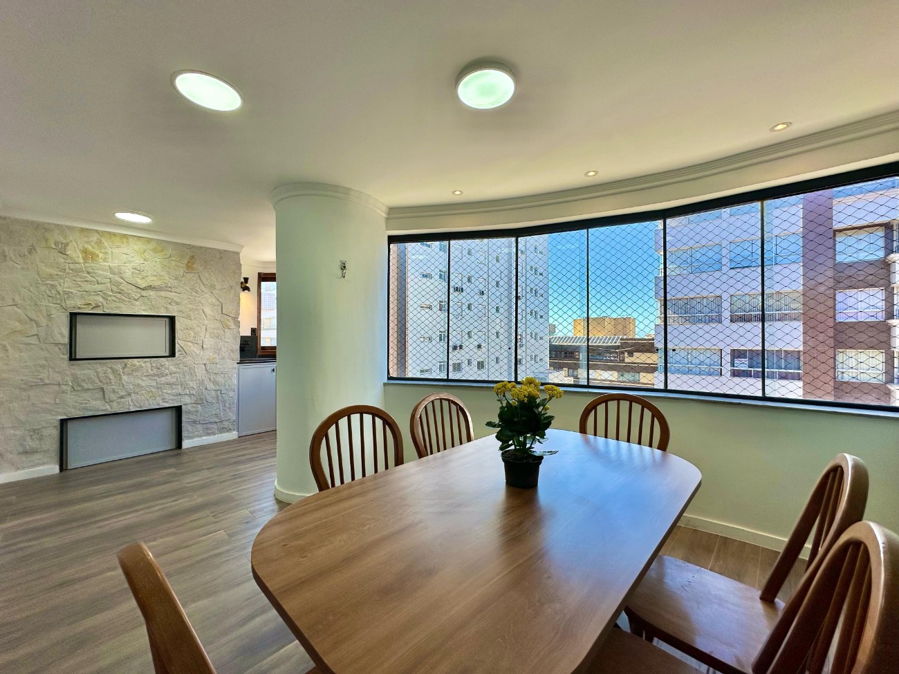 Imagem do imóvel Apartamento 3 dormitórios à venda, Zona Nova em Capão Da Canoa referência 640