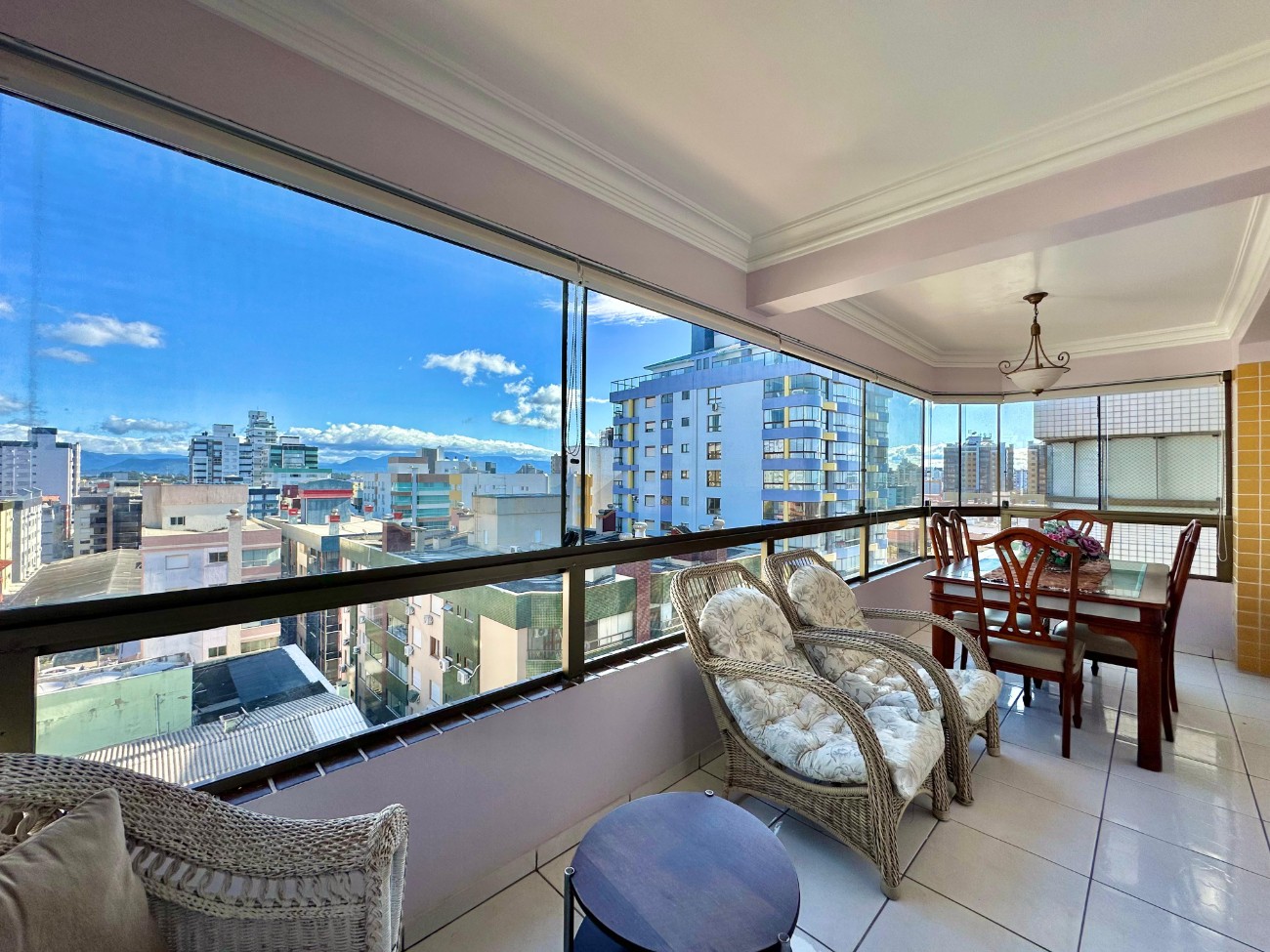 Imagem do imóvel Apartamento 2 dormitórios à venda, Centro em Capão Da Canoa referência 660