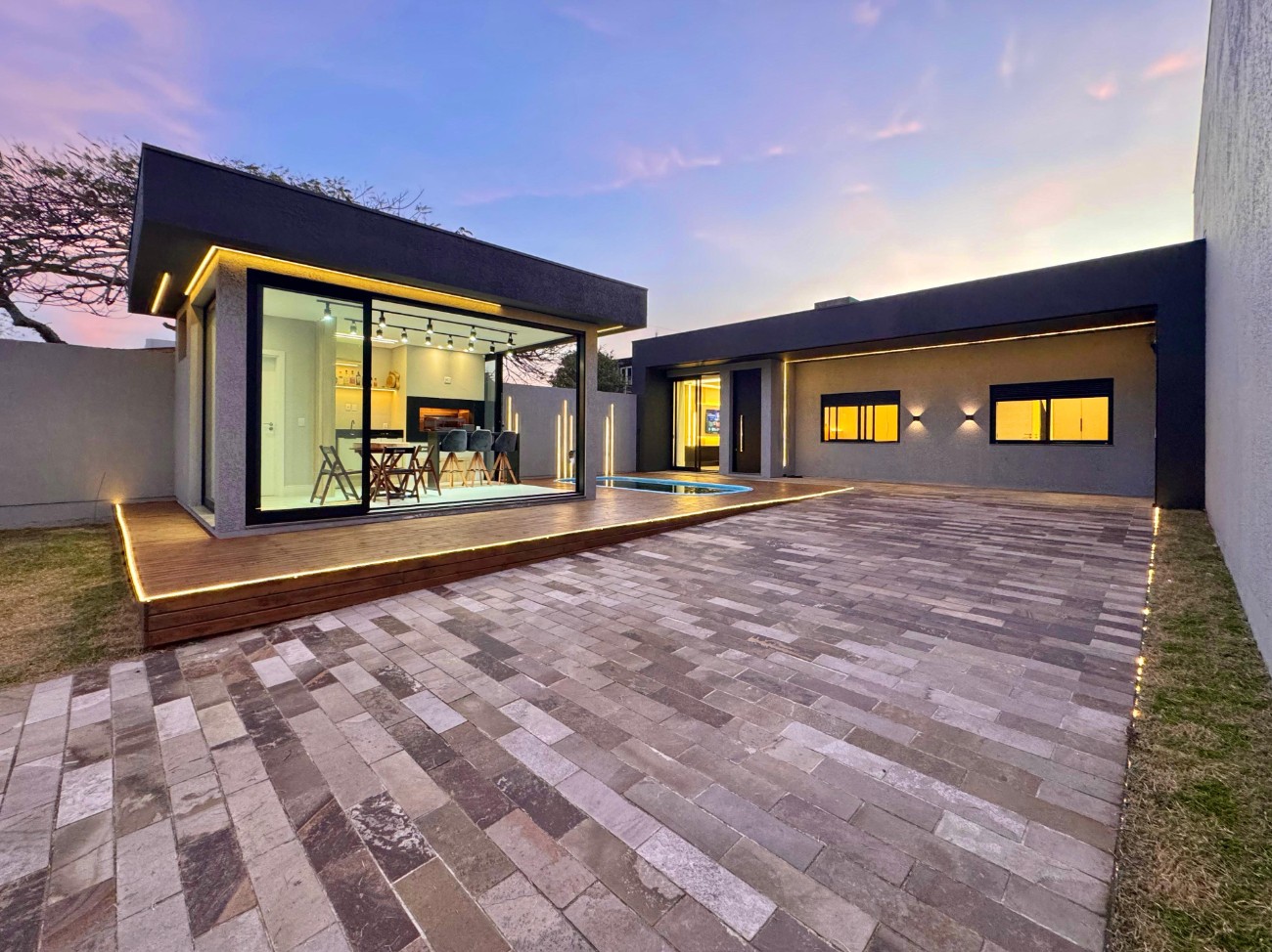 Imagem do imóvel Casa 3 dormitórios à venda, Zona Nova em Capão Da Canoa referência 683