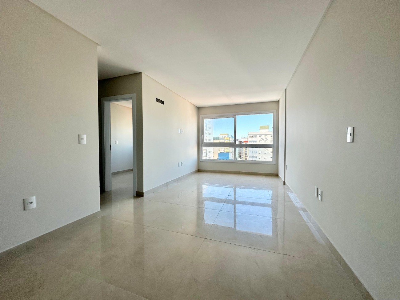 Imagem do imóvel Apartamento 2 dormitórios à venda, Centro em Capão Da Canoa referência 690