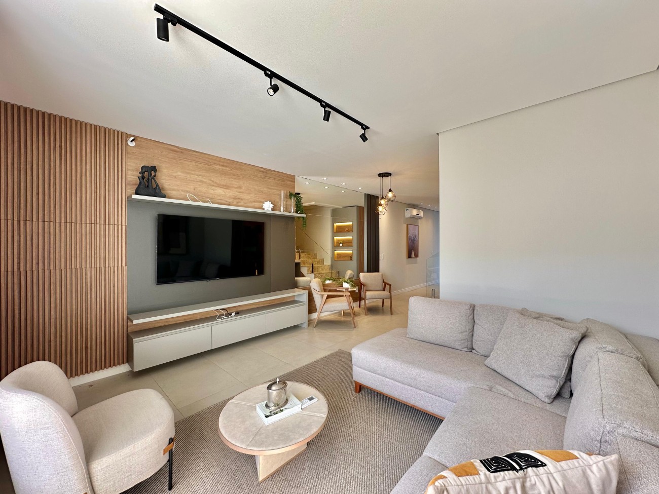 Imagem do imóvel Casa em condomínio 2 dormitórios à venda, Murano em Capão Da Canoa referência 694