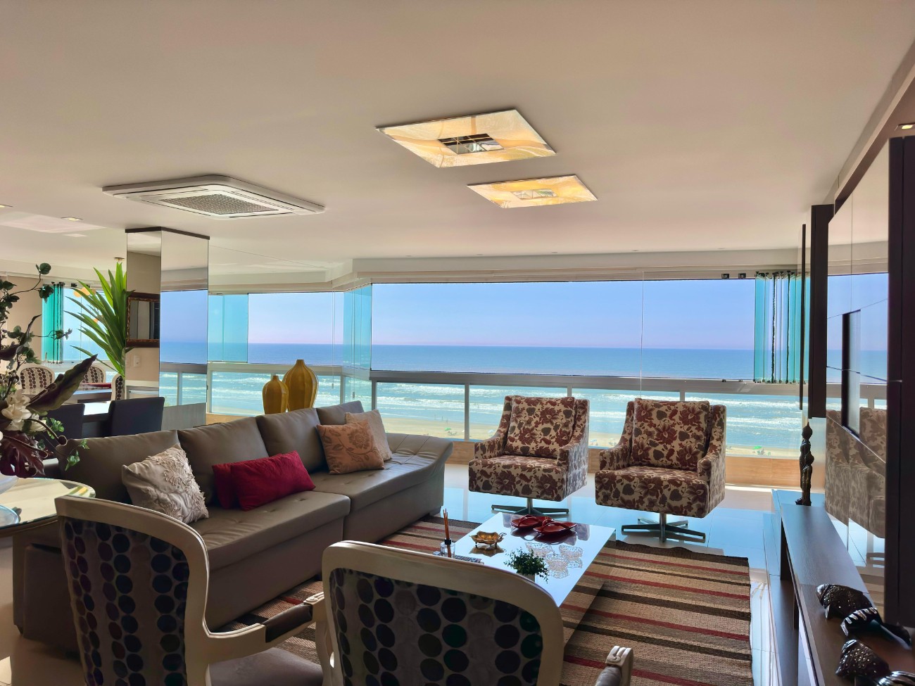 Imagem do imóvel Apartamento 4 dormitórios à venda, Centro em Capão Da Canoa referência 770