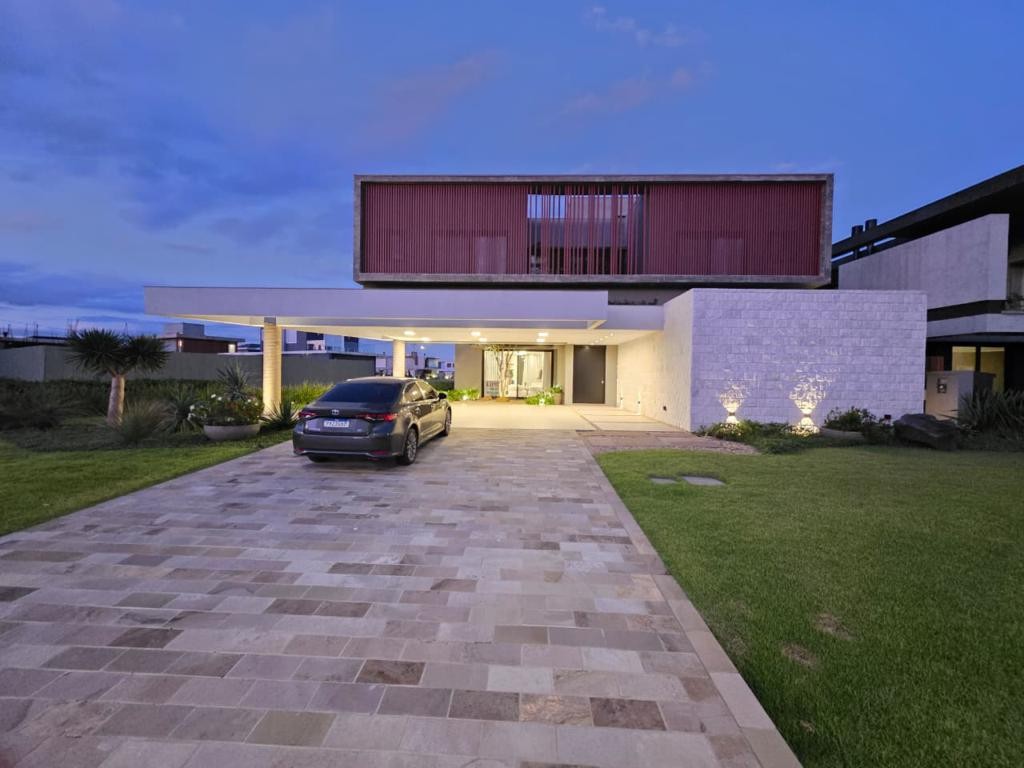 Imagem do imóvel Casa em condomínio 5 dormitórios à venda, Capão Novo em Capão Da Canoa referência 846