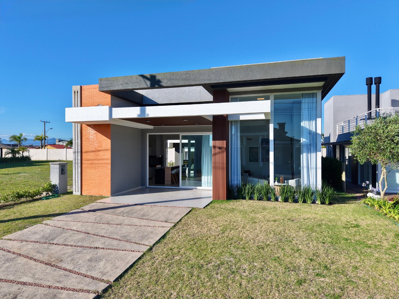 Casa em condomínio 4 dormitórios à venda no bairro Capão Novo em Capão Da Canoa - imovel 945